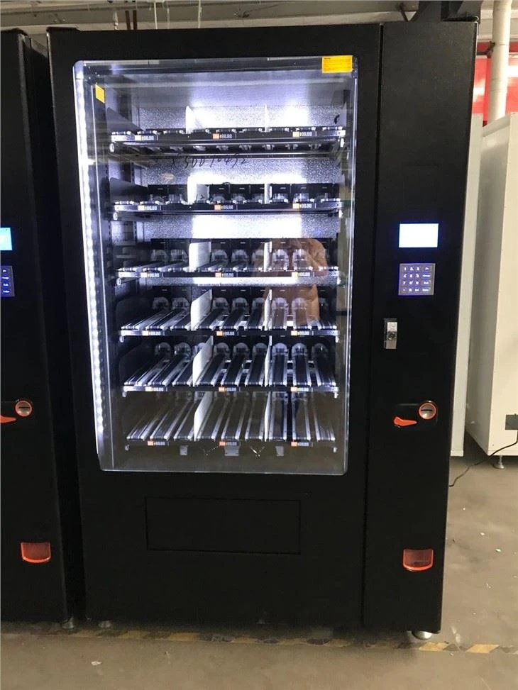 Vending machine with elevator